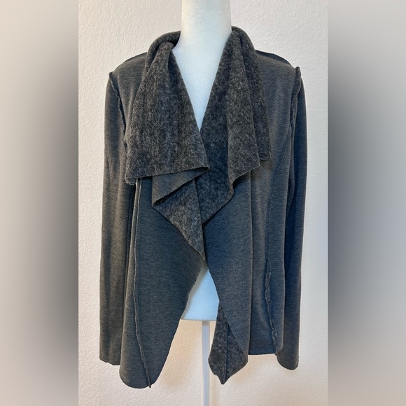 Anama Charcoal Gray Faux Fur Lined Open Front Cardigan Size Large NWOT - Picture 1 of 8